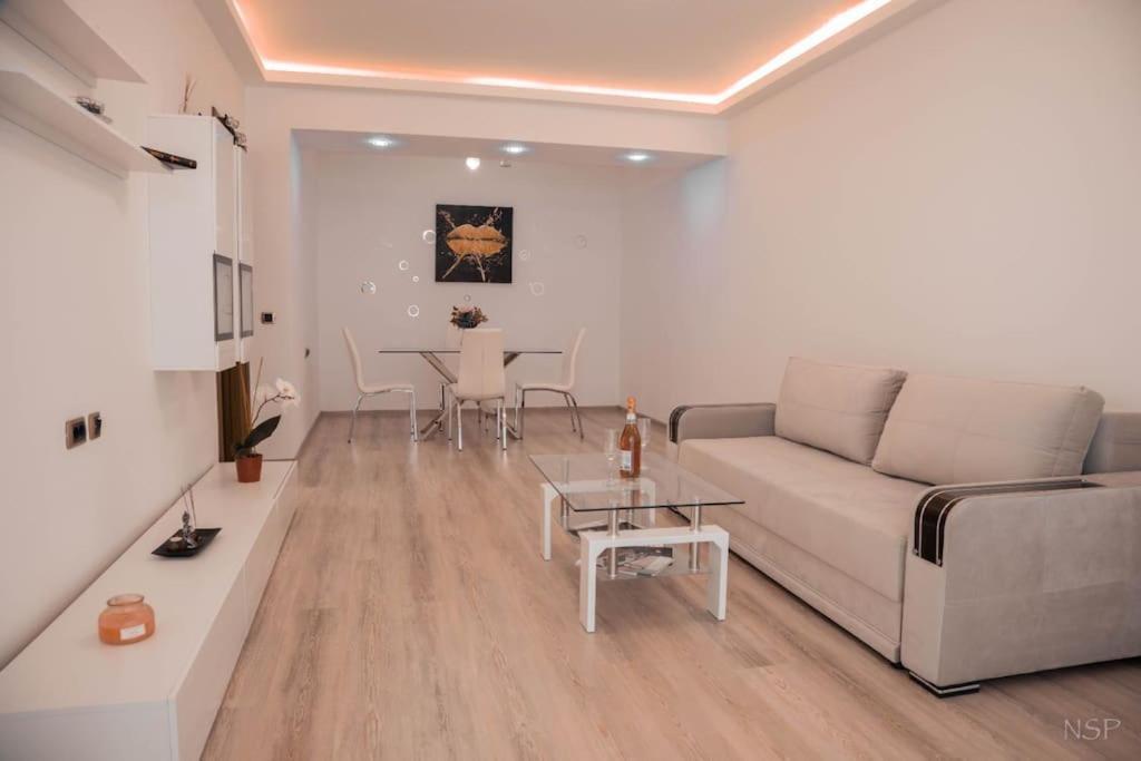 Apartament Zona Coresi Mall Μπρασόβ Εξωτερικό φωτογραφία