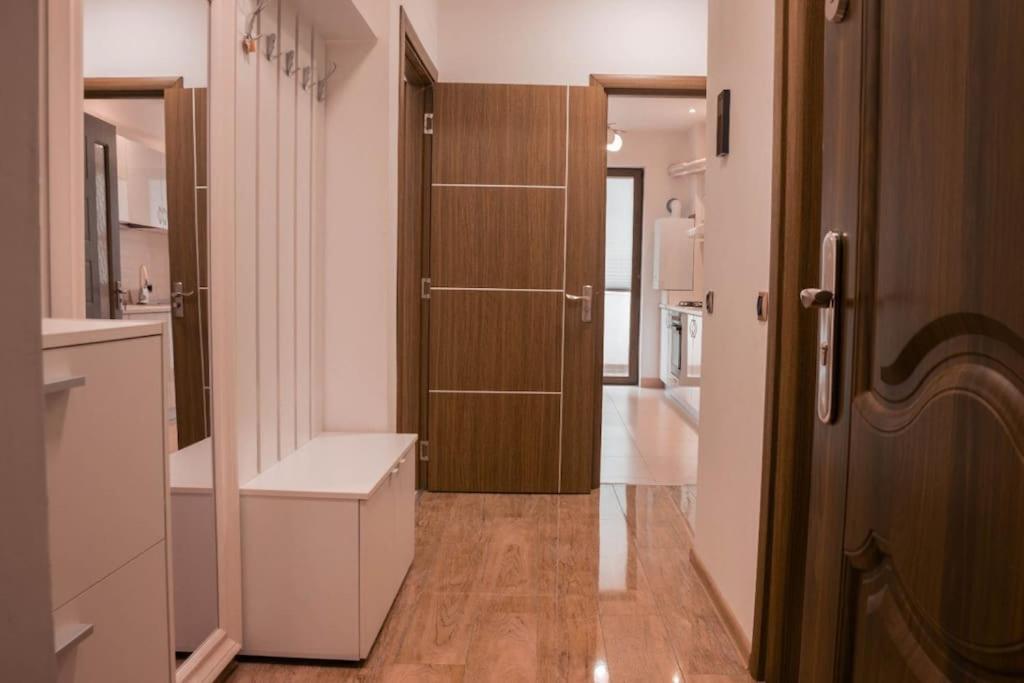 Apartament Zona Coresi Mall Μπρασόβ Εξωτερικό φωτογραφία